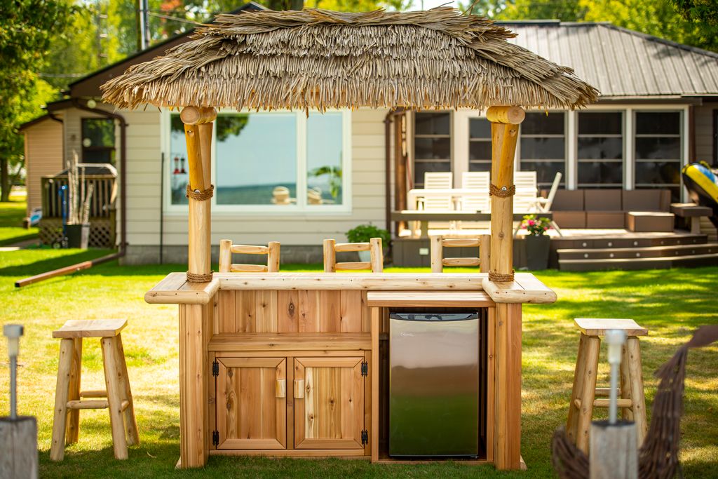 LeisureCraft Tropical Paradise Tiki Bar - CT4896